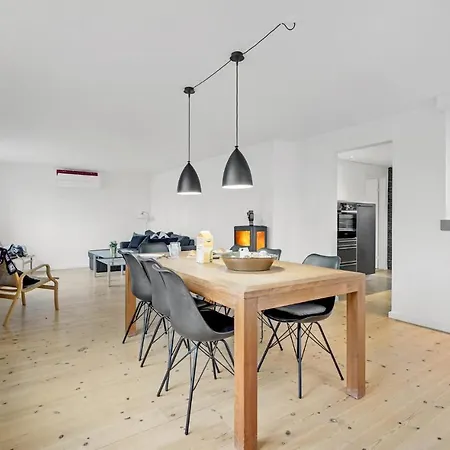 Casa de Férias 2 Bedroom Beautiful In Vaeggerlose Bøtø By